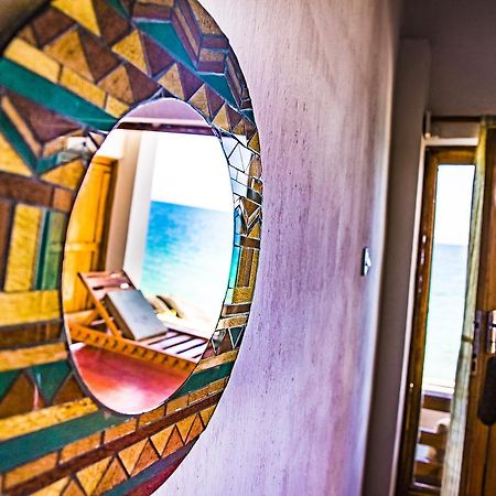 Njaya Lodge Nkhata Bay Екстер'єр фото