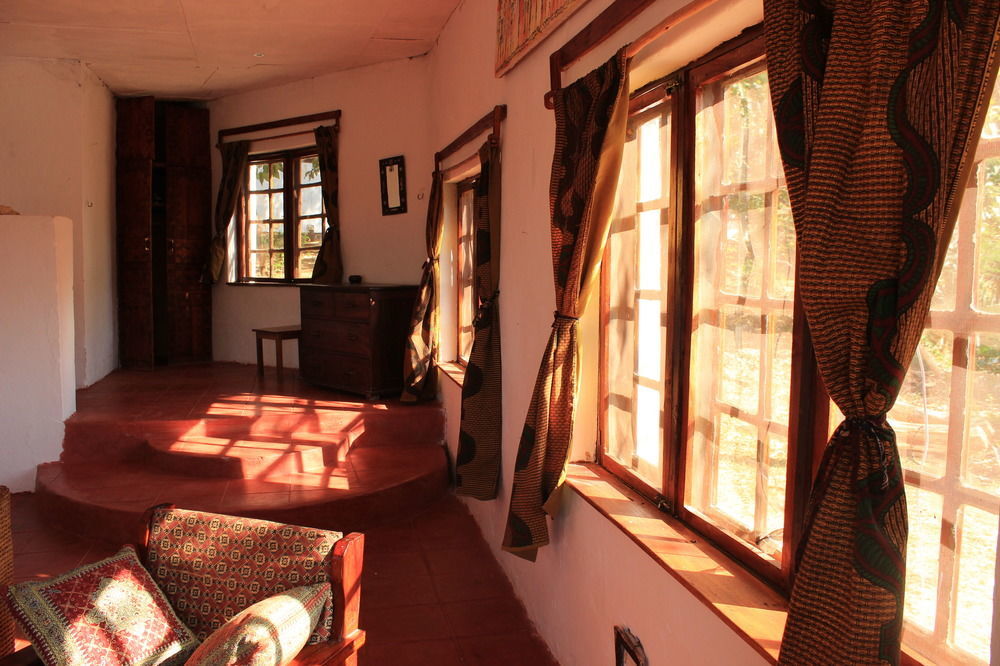 Njaya Lodge Nkhata Bay Екстер'єр фото