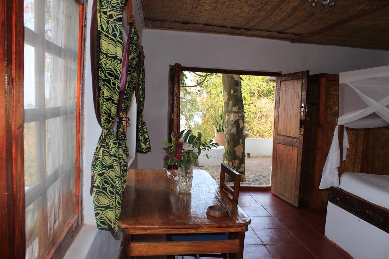 Njaya Lodge Nkhata Bay Екстер'єр фото