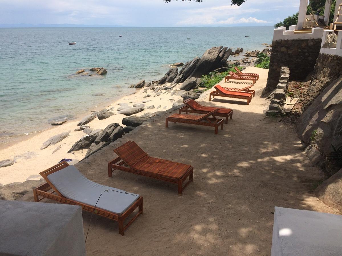 Njaya Lodge Nkhata Bay Екстер'єр фото