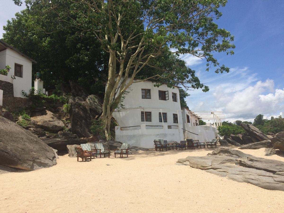 Njaya Lodge Nkhata Bay Екстер'єр фото