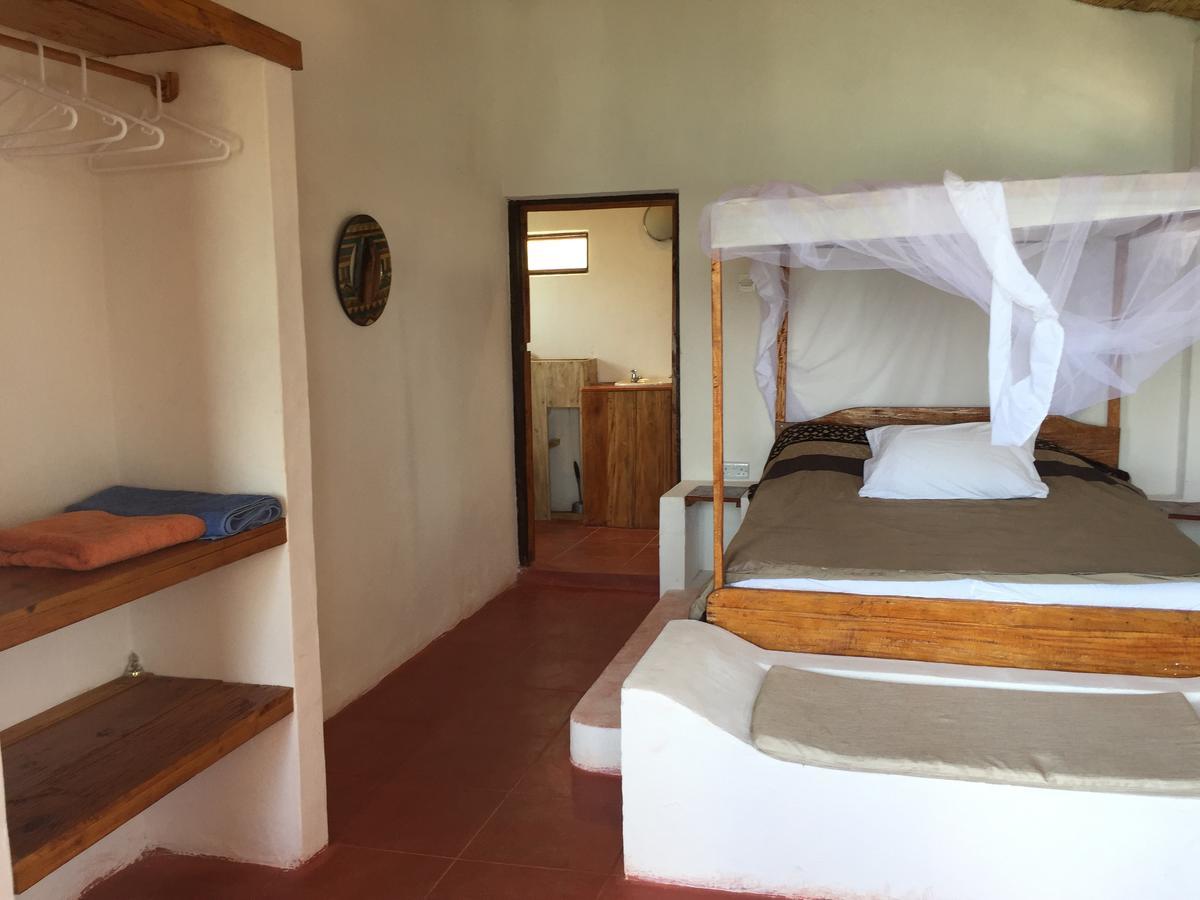 Njaya Lodge Nkhata Bay Екстер'єр фото