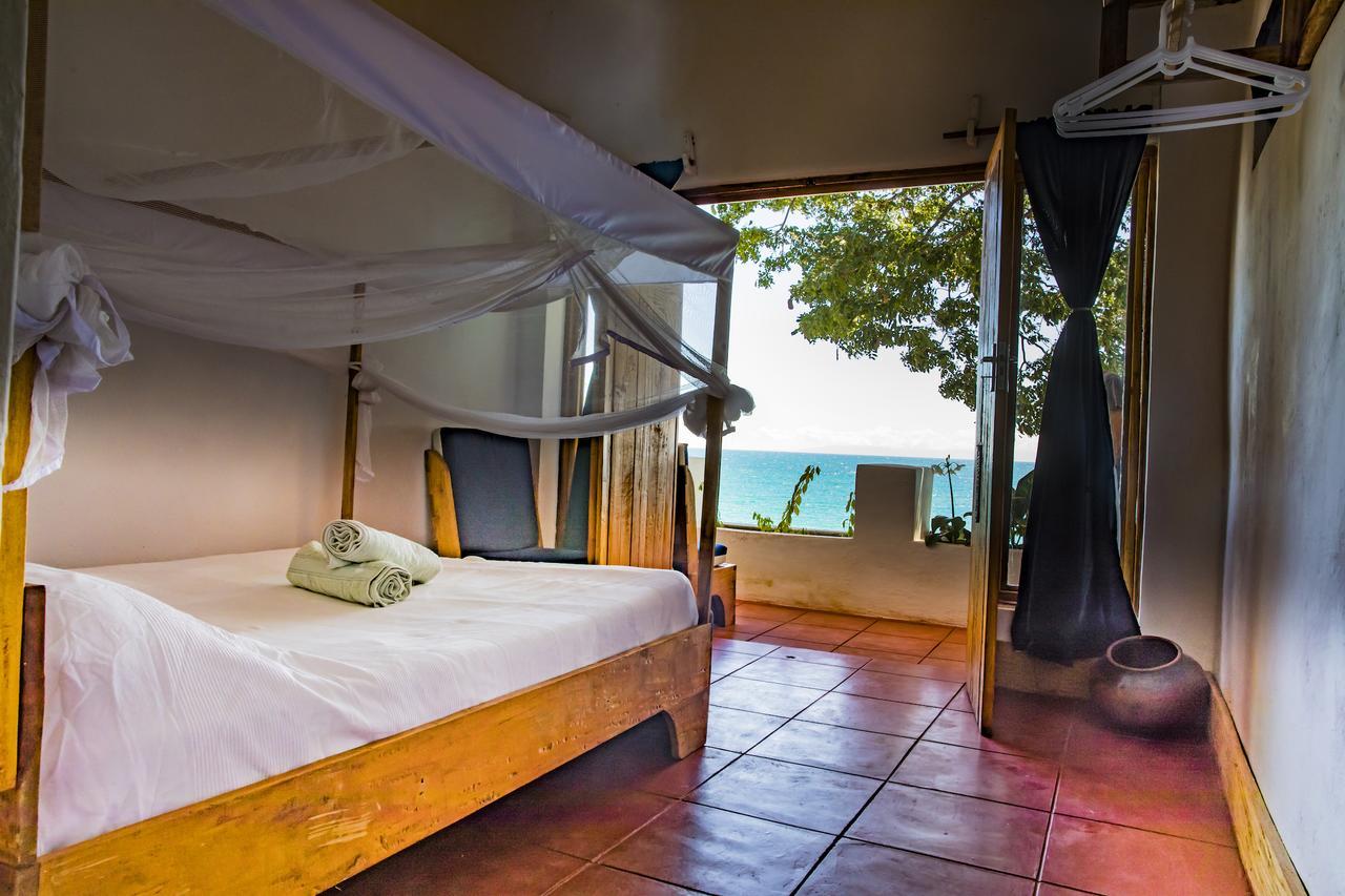 Njaya Lodge Nkhata Bay Екстер'єр фото