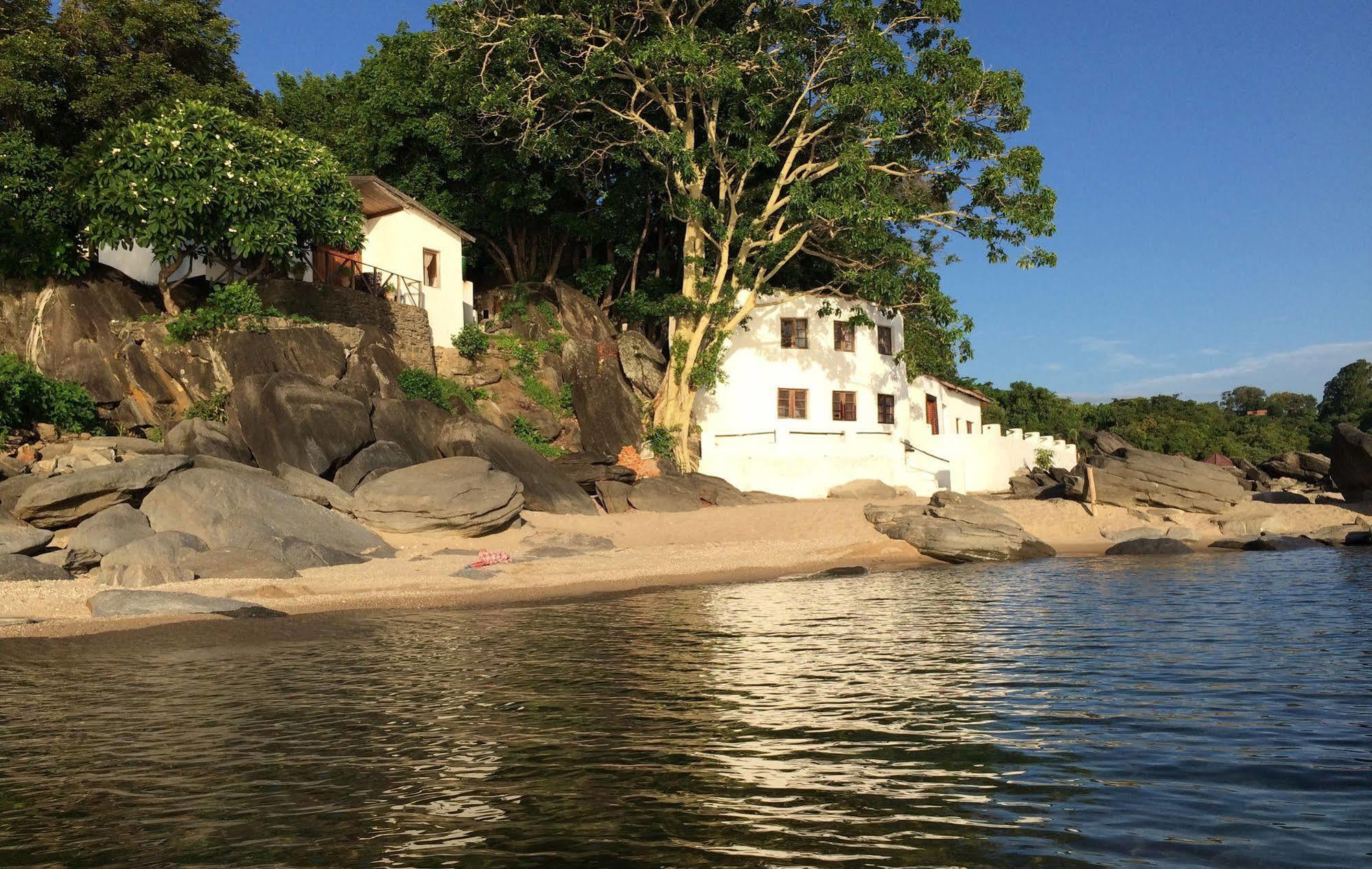 Njaya Lodge Nkhata Bay Екстер'єр фото